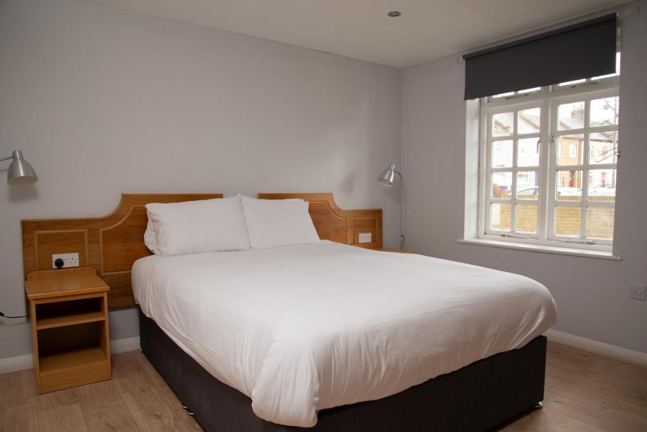 Royal Hotel, Bar & Grill Purfleet Εξωτερικό φωτογραφία