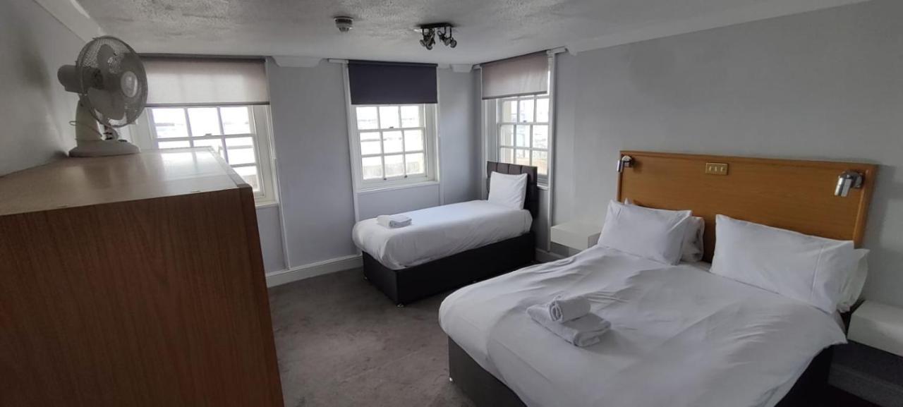 Royal Hotel, Bar & Grill Purfleet Εξωτερικό φωτογραφία