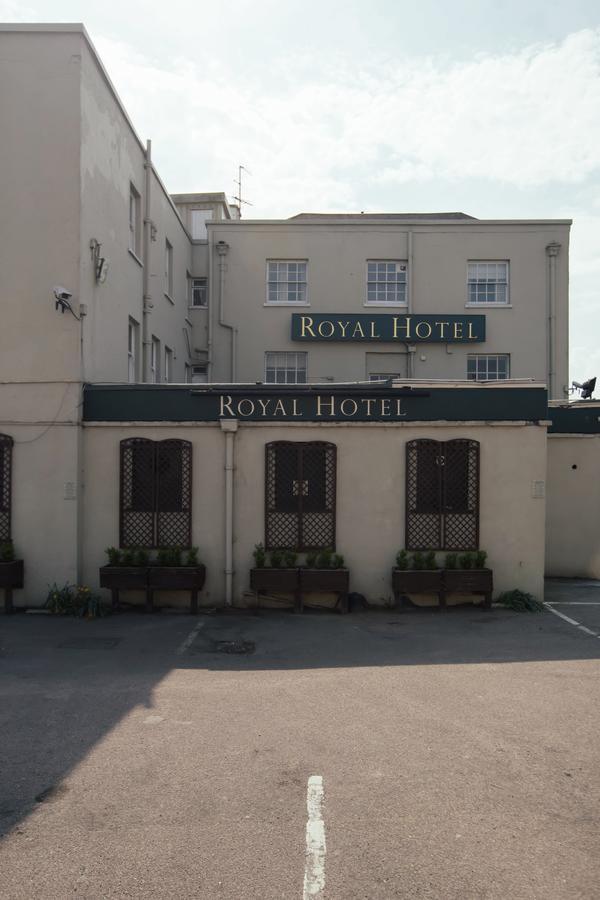 Royal Hotel, Bar & Grill Purfleet Εξωτερικό φωτογραφία