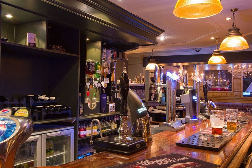 Royal Hotel, Bar & Grill Purfleet Εξωτερικό φωτογραφία